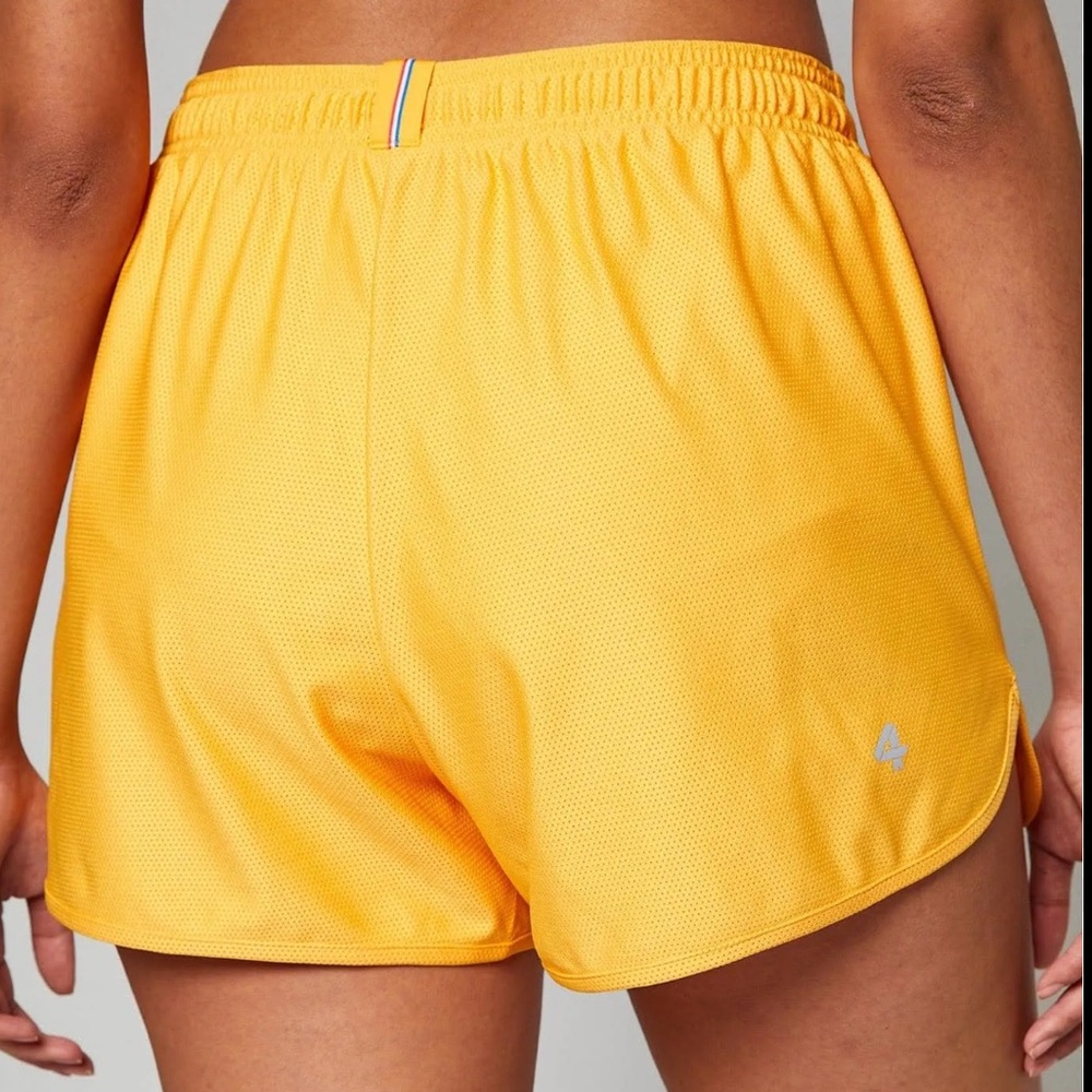 Fourlaps Women's active shorts size large